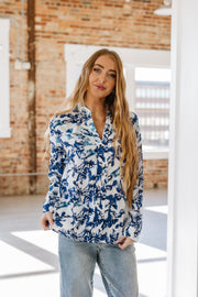 Saffi Floral Print Notched V-Neck Blouse | Medium