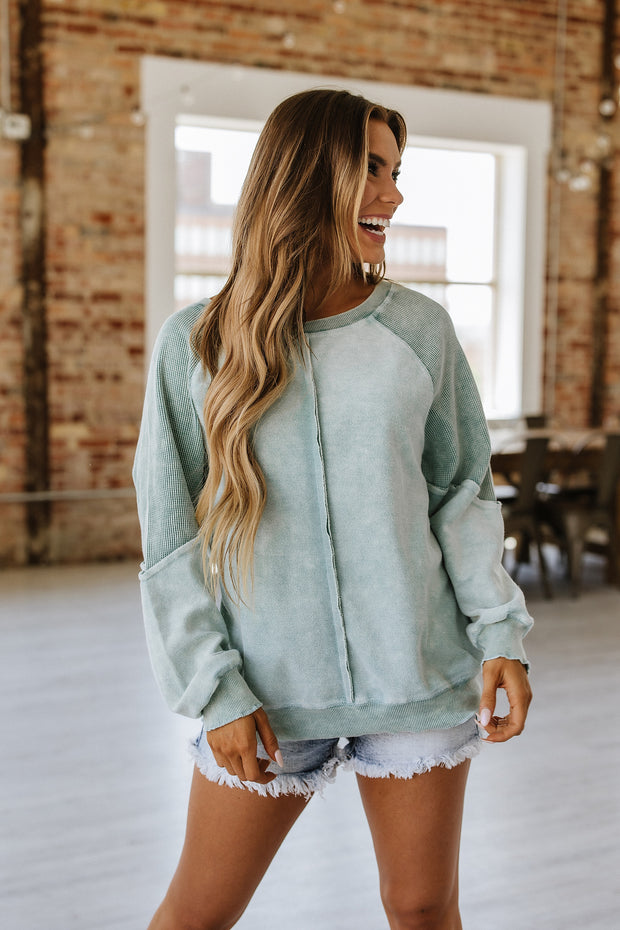 Max Exposed Seam Sweatshirt | S-2XL | PRE ORDER