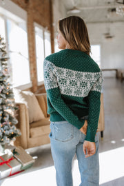 Snowflake Dotted Round Neck Sweater | S-XL