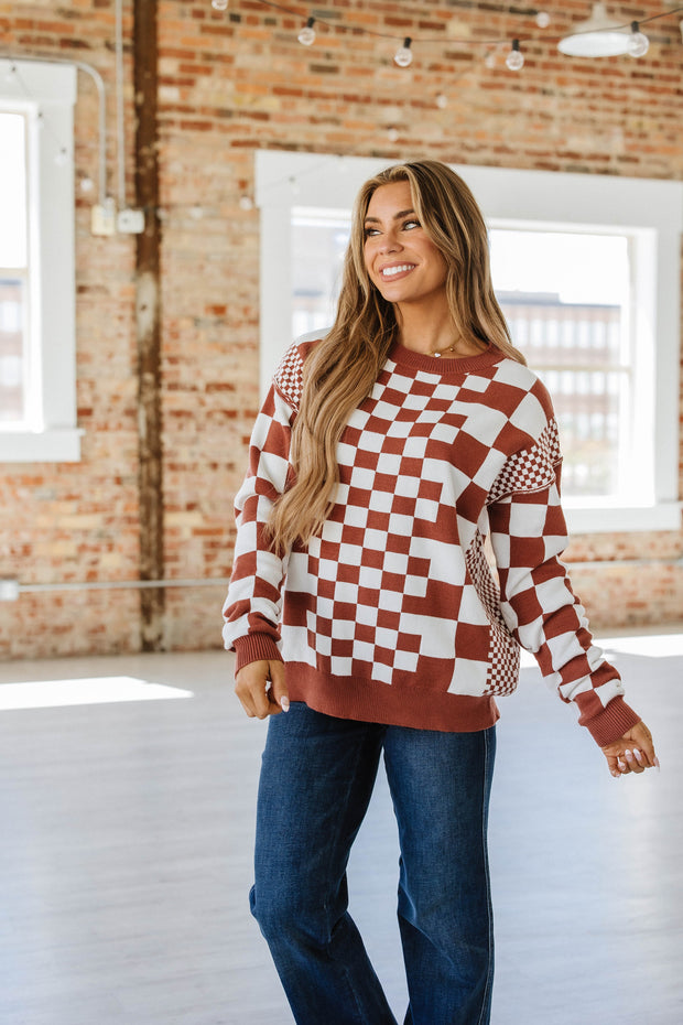 Lexee Checkered Round Neck Sweater | S-2XL