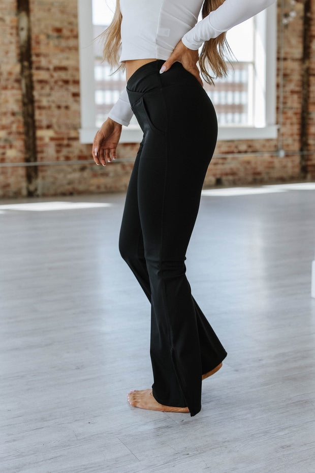 Fisher Pocketed Flared Leggings | S-XL