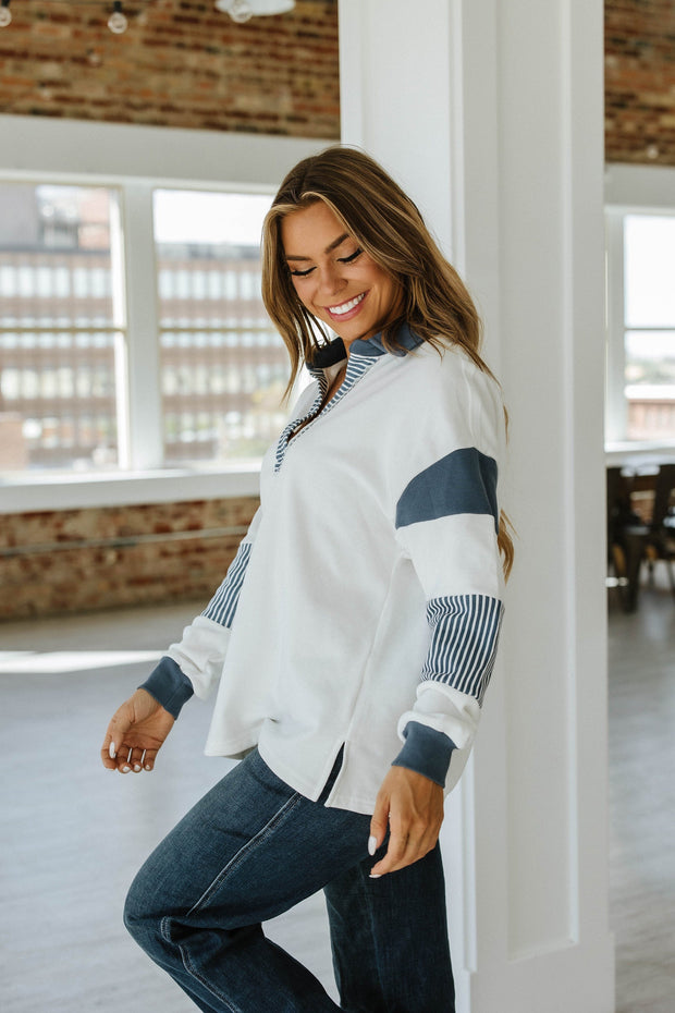 Hannah Striped Collared Sweatshirt | S-2XL