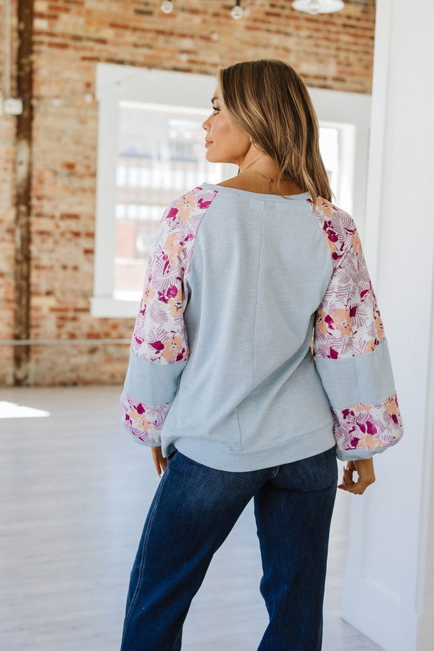 Norma Floral Balloon Sleeve Top | S-XL