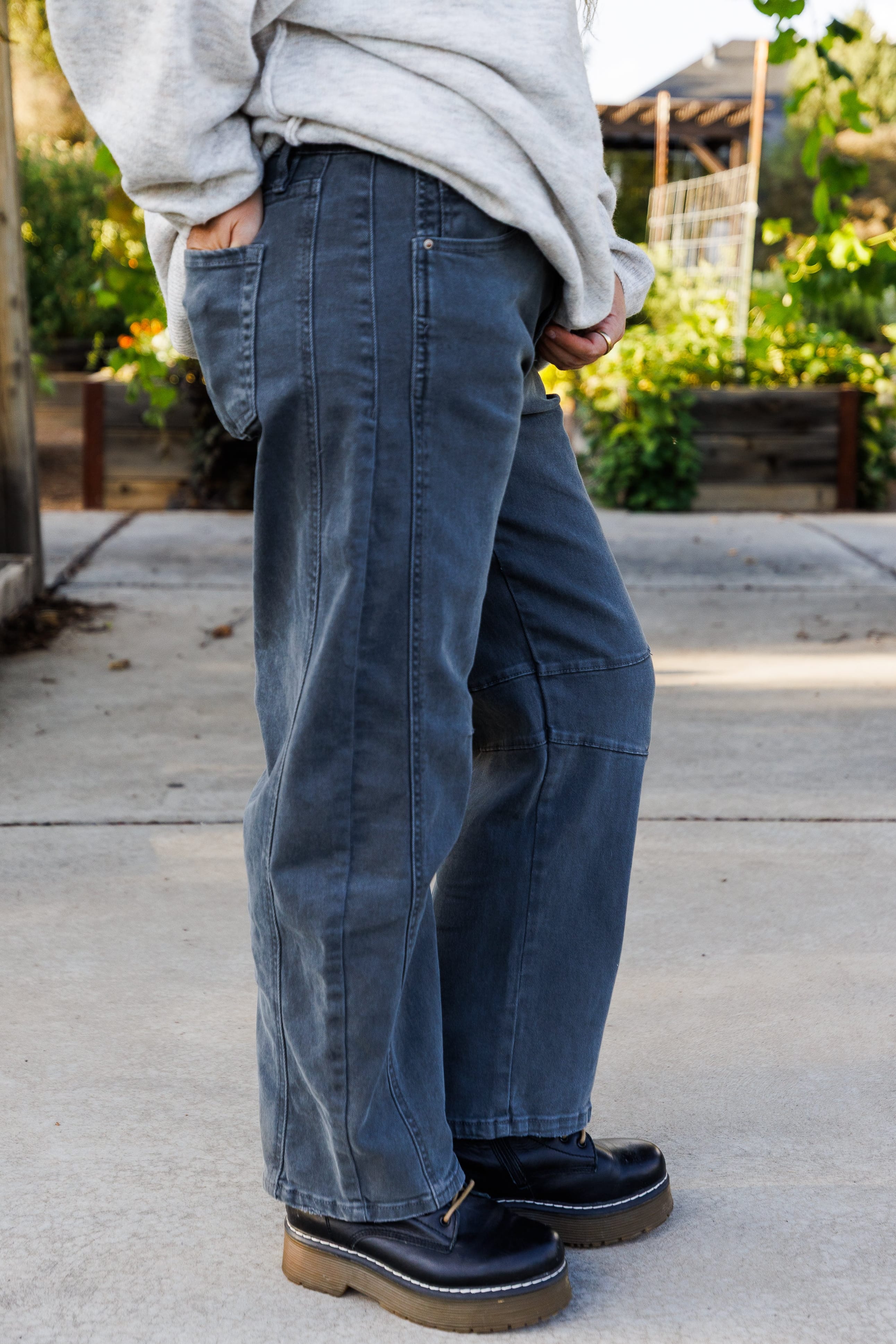 Penelope Barrel Jeans