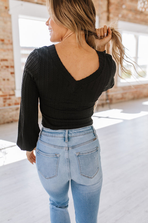 Marleigh Knitted V-Neck Top | S-XL