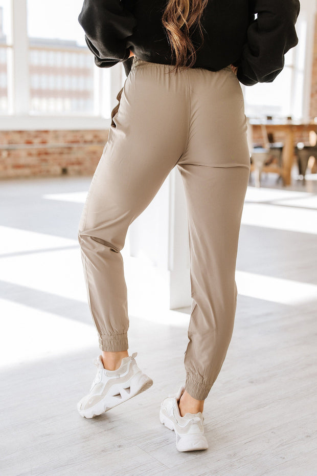 Skylar Essential Athleisure Jogger