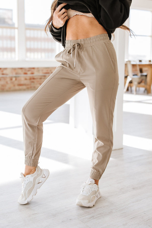 Skylar Essential Athleisure Jogger