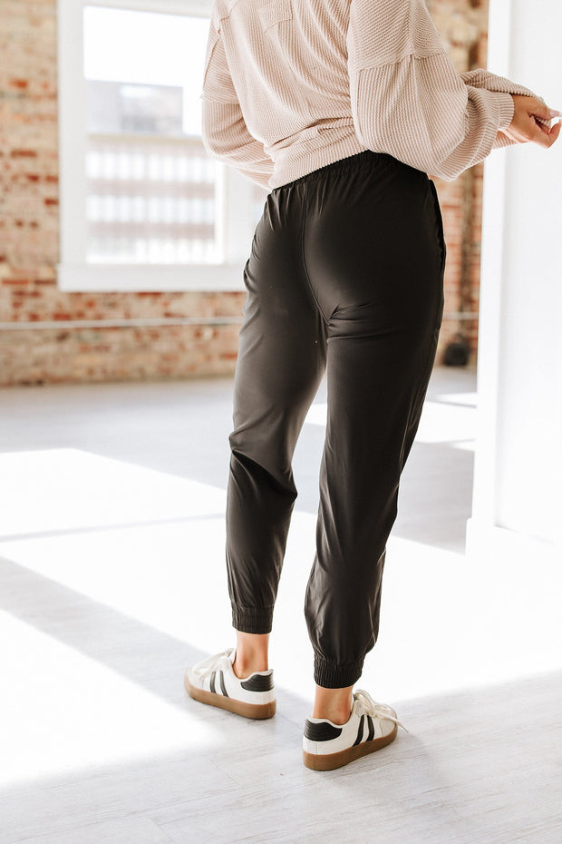 Skylar Essential Athleisure Jogger